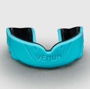VENUM-0618-671-01.jpg