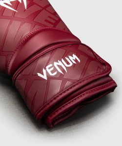 VENUM-06042-688-03.jpg