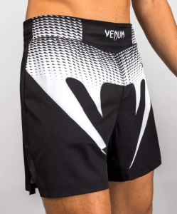 VENUM_05917_108_07_15eb.jpg