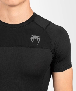Venum_G_Fit_Air_Rashguard_Shortsleeve___Black_4_4654.jpg