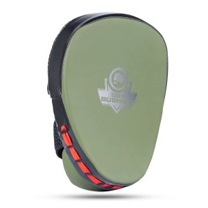 pol_pl_Ultralekkie-lapy-trenera-Camo-Zestaw-2-sztuk-DBX-Bushido-3803_9.webp
