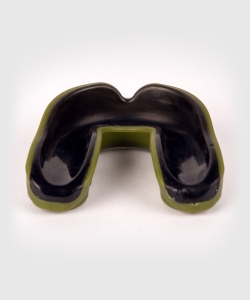 24b85e29b2f2dbaf57144057c9821fdf8287ec6b_MOUTHGUARDS_CHALLENGER_KHAKI_BLACK_SD_03.jpg
