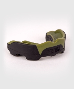 b58cf0b786600eb2d8306ee8cf784a16e288d281_MOUTHGUARDS_PREDATOR_BLACK_KHAKI_SD_02.jpg