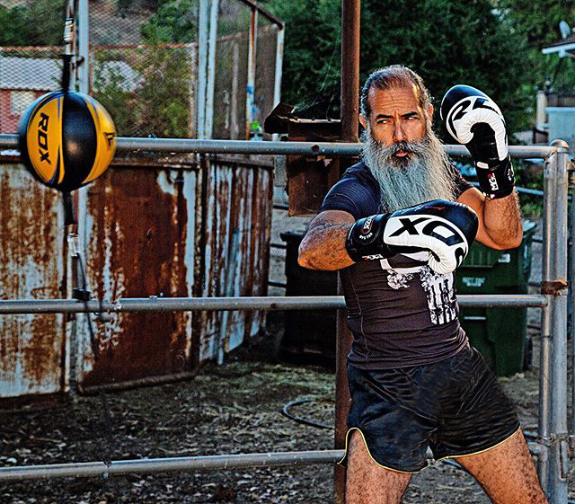 7 najlepszych urządzeń treningowych do boksu