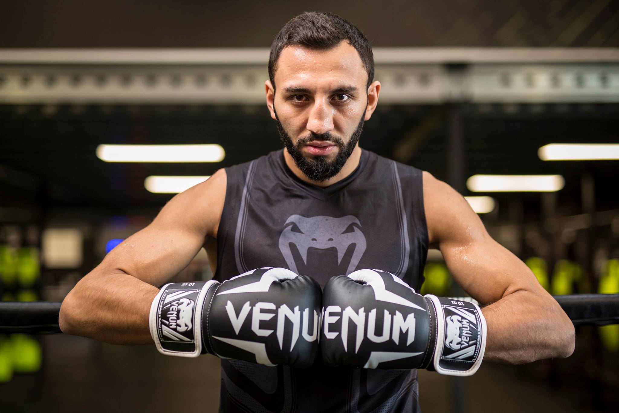 Jak dopasować rękawice bokserskie ?